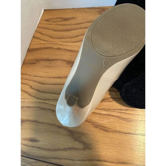 George High Heeled Pumps Beige Size 7 - Picture 10 of 11